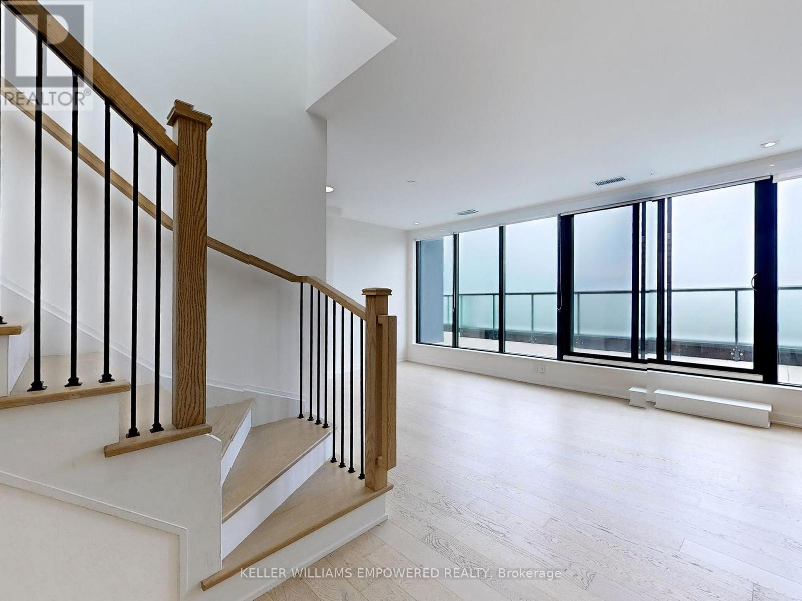 901 - 840 St. Clair Avenue W, Toronto, Ontario  M6C 0A4 - Photo 23 - C12638024