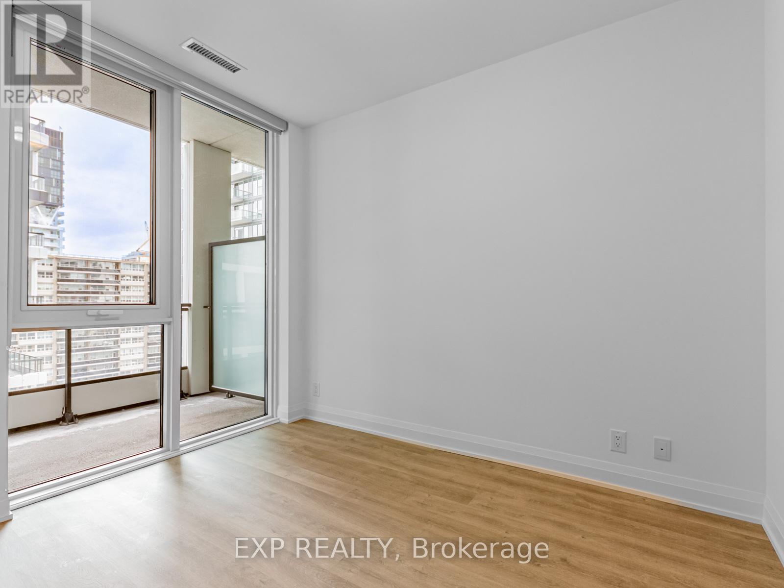 1402 - 65 Broadway Avenue, Toronto, Ontario  M4P 1T9 - Photo 17 - C12636158