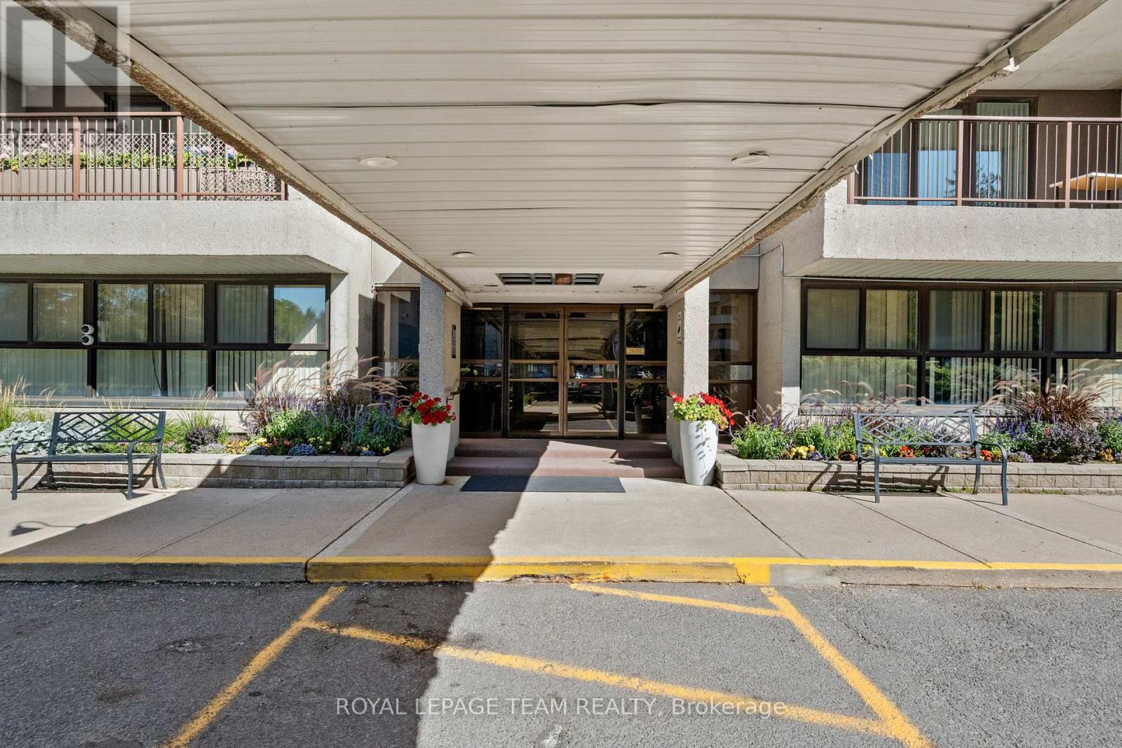 1707 - 1785 Frobisher Lane, Ottawa, Ontario  K1G 3T7 - Photo 5 - X12496224