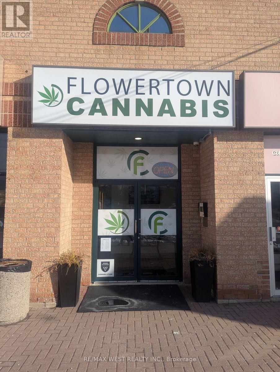 2B - 17 QUEEN STREET N, Mississauga, Ontario