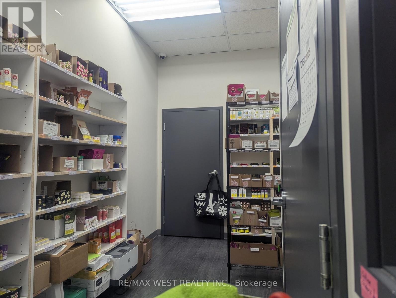 2b - 17 Queen Street N, Mississauga, Ontario  L5N 6A1 - Photo 6 - W12638040