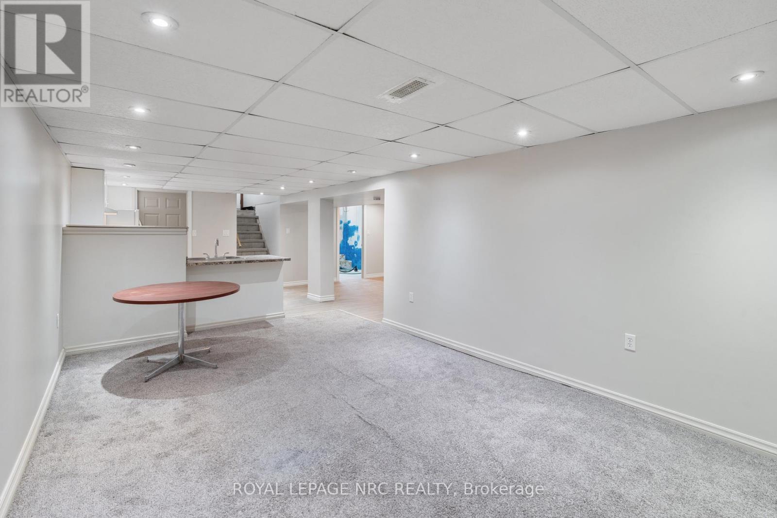 Lower - 11 Broadmore Avenue, St. Catharines (Carlton/bunting), Ontario  L2M 6A4 - Photo 6 - X12637996