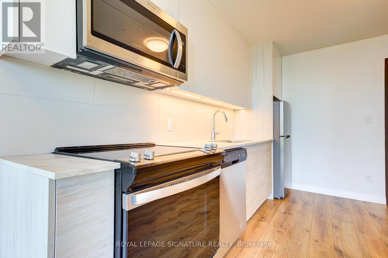 3901 - 60 Frederick Street, Kitchener, Ontario  N2H 0C7 - Photo 12 - X12638026