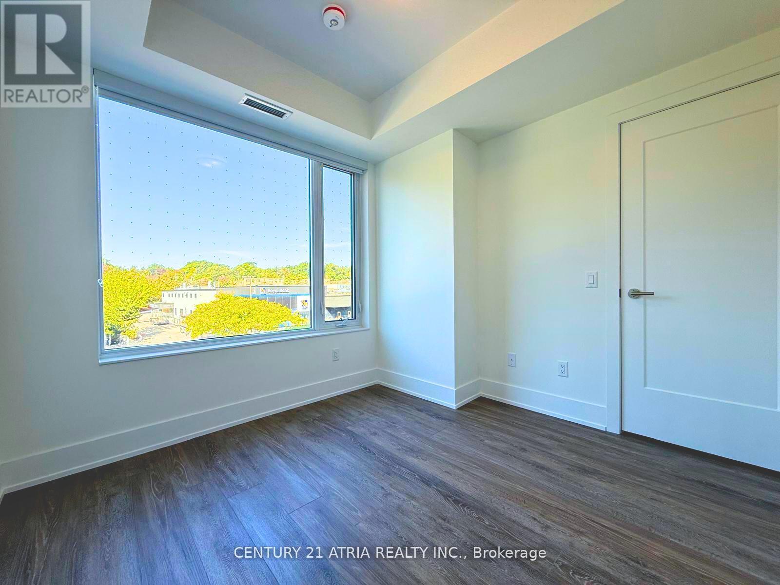 210 - 259 The Kingsway, Toronto, Ontario M9A 0G2 - Photo 9 - W12575294