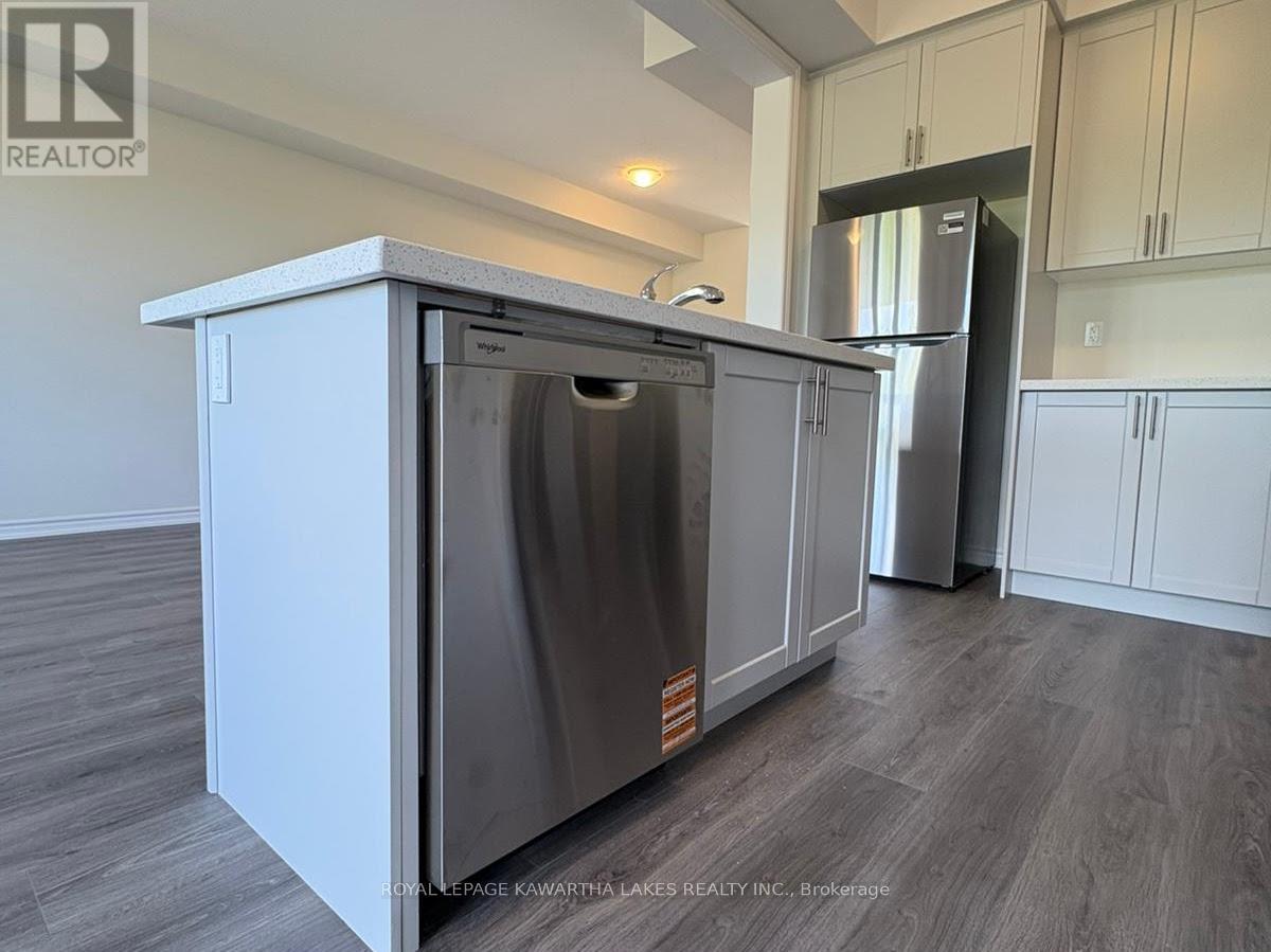 27 Hickey Lane, Kawartha Lakes, Ontario  K9V 0T3 - Photo 12 - X12638062