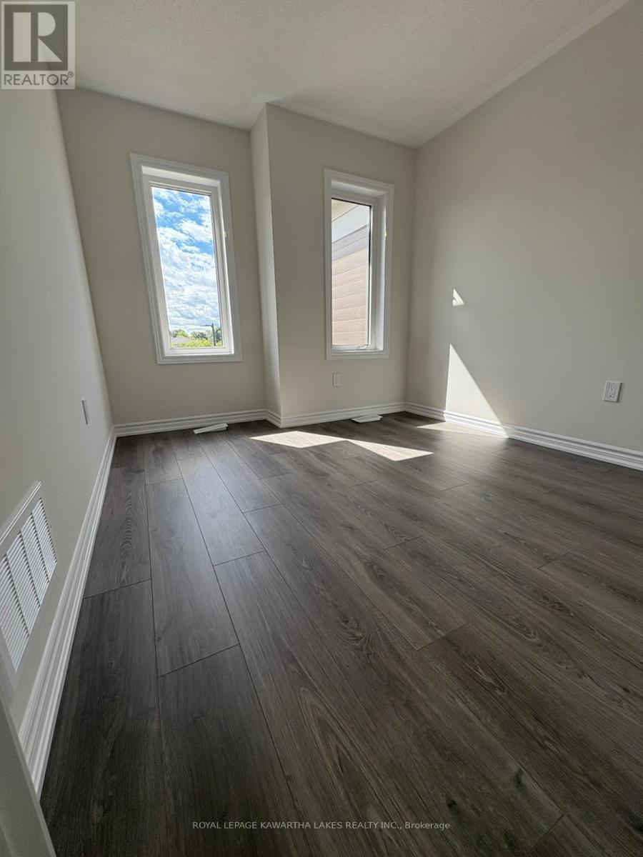 27 Hickey Lane, Kawartha Lakes, Ontario  K9V 0T3 - Photo 23 - X12638062