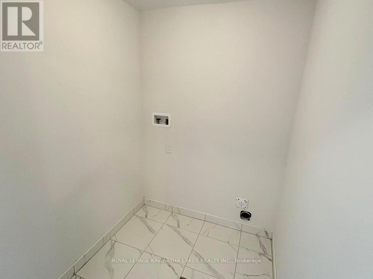 27 Hickey Lane, Kawartha Lakes, Ontario  K9V 0T3 - Photo 24 - X12638062