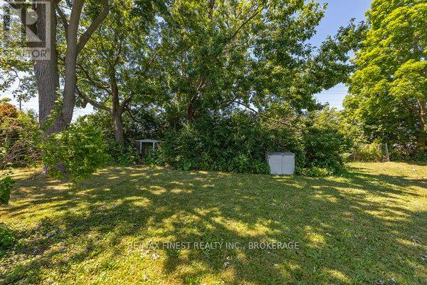 30 Woodstone Crescent, Kingston, Ontario K7M 6K9 - Photo 9 - X12638070