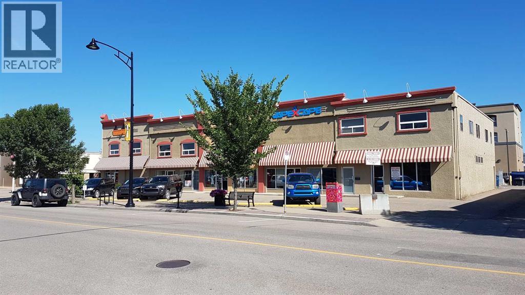 4801 51 Avenue, Red Deer, Alberta  T4N 4H2 - Photo 1 - A2275013