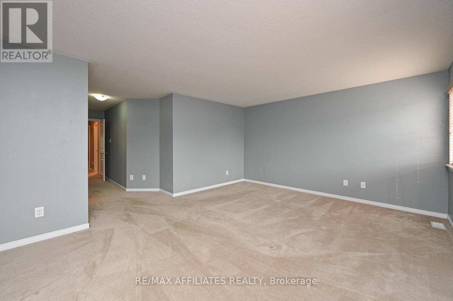 289 Harthill Way, Ottawa, Ontario  K2J 0P3 - Photo 17 - X12638052