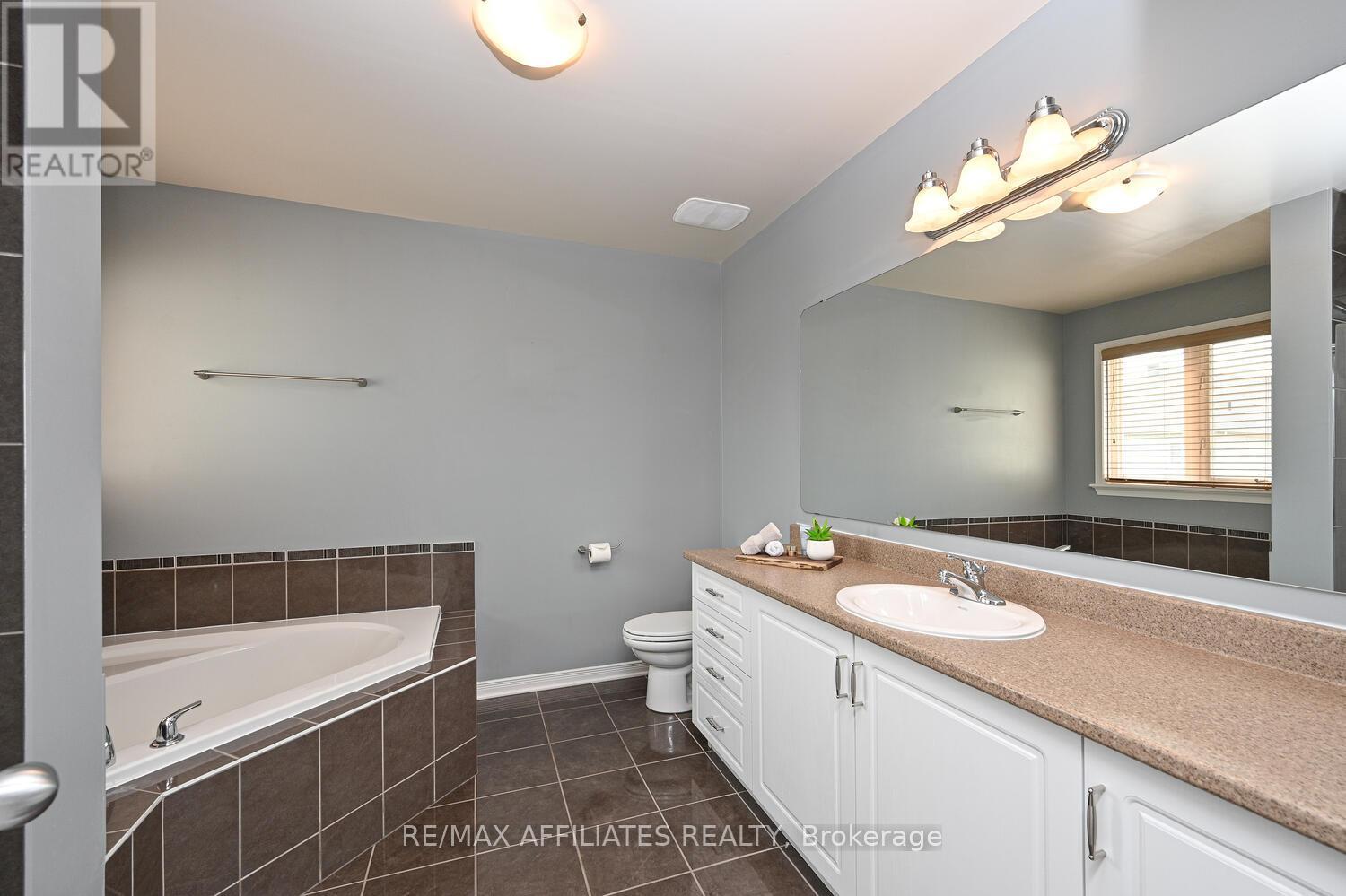 289 Harthill Way, Ottawa, Ontario  K2J 0P3 - Photo 20 - X12638052