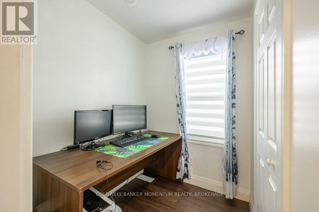 4134 Martin Avenue, Niagara Falls (Downtown), Ontario  L2E 3K9 - Photo 18 - X12638056