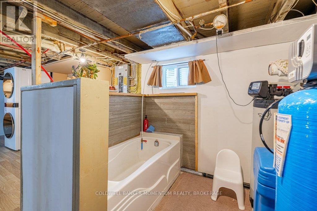 4134 Martin Avenue, Niagara Falls (Downtown), Ontario  L2E 3K9 - Photo 29 - X12638056