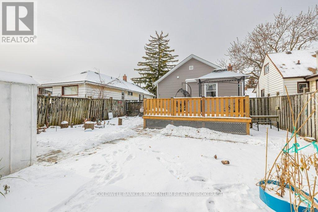 4134 Martin Avenue, Niagara Falls (Downtown), Ontario  L2E 3K9 - Photo 38 - X12638056