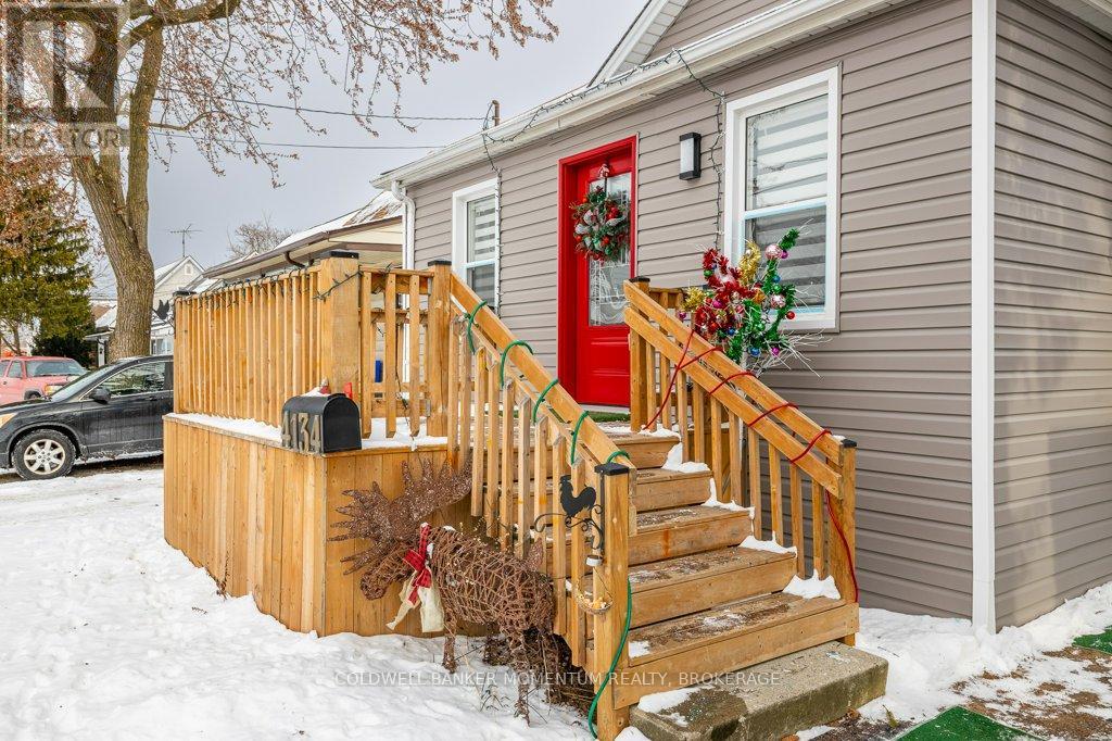 4134 Martin Avenue, Niagara Falls (Downtown), Ontario  L2E 3K9 - Photo 4 - X12638056