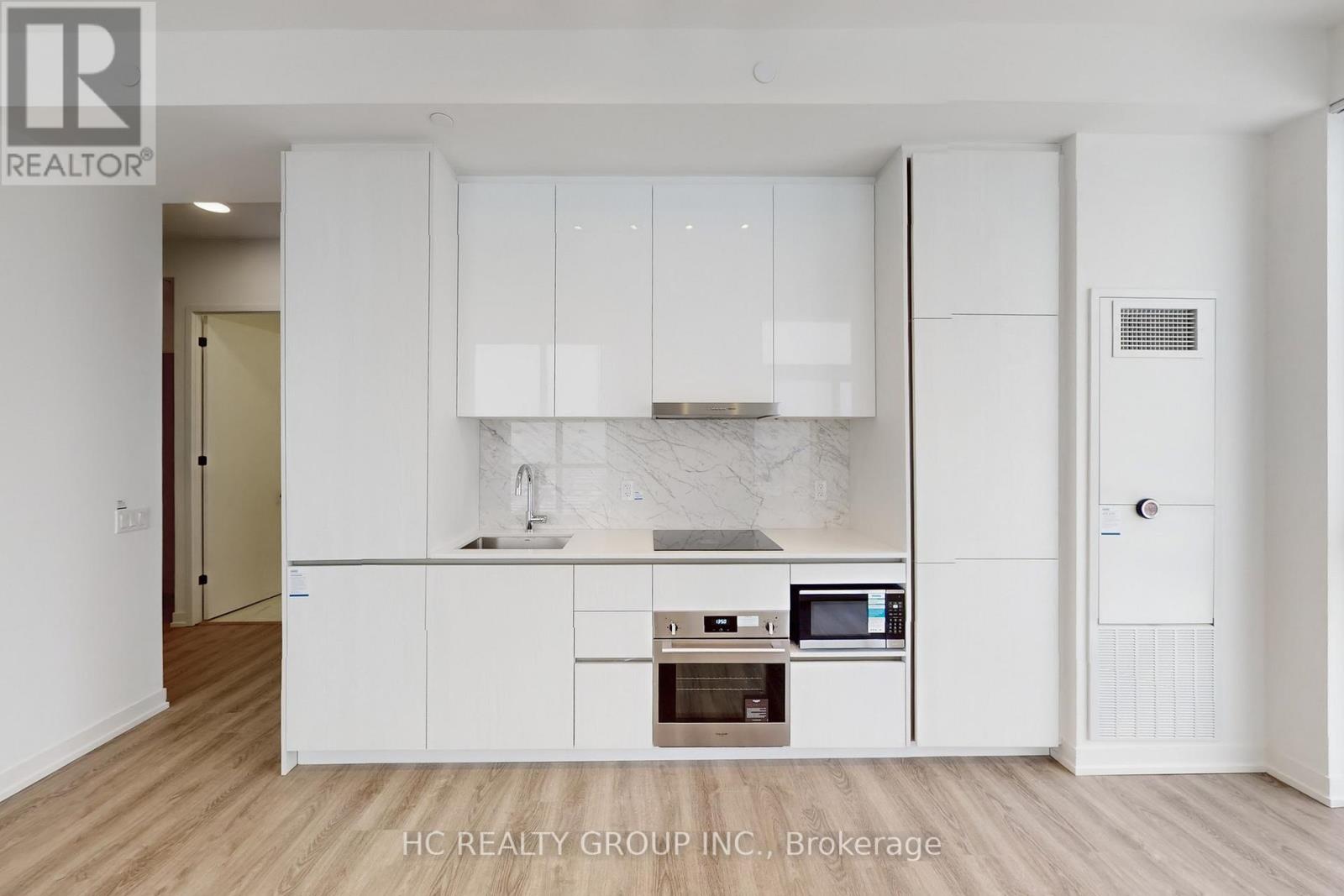 4902 - 8 Interchange Way, Vaughan, Ontario  L4K 5Z7 - Photo 6 - N12637202