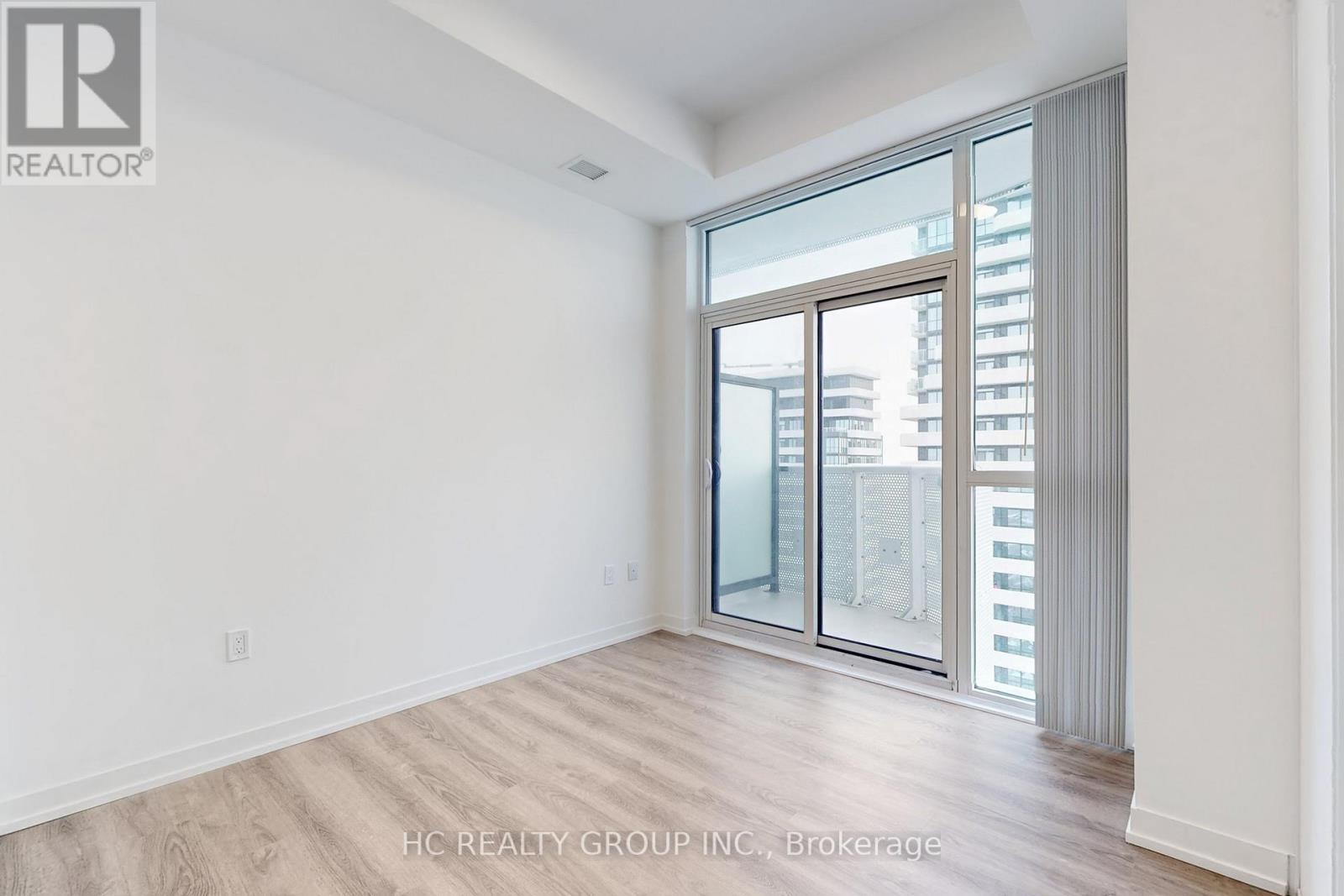 4902 - 8 Interchange Way, Vaughan, Ontario  L4K 5Z7 - Photo 7 - N12637202