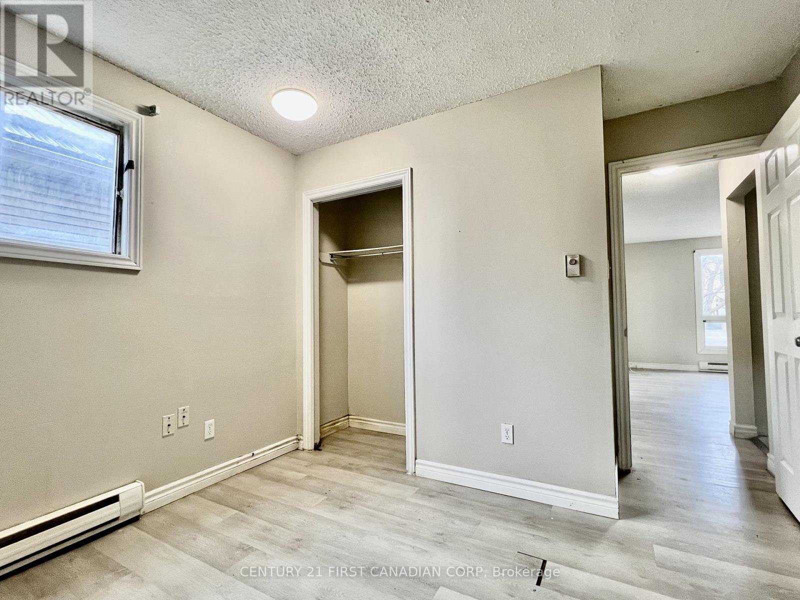 353 Oxford Street E, London East, Ontario  N6A 1V6 - Photo 12 - X12559082