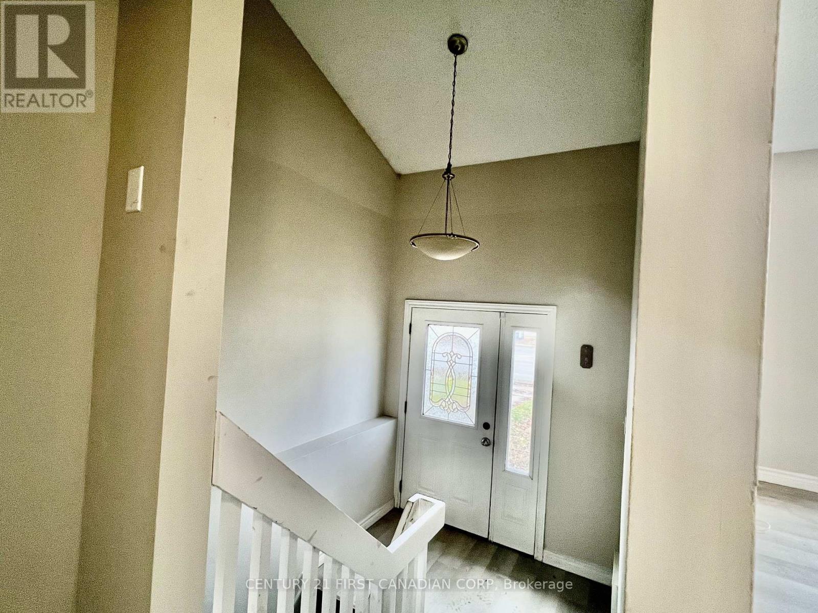 353 Oxford Street E, London East, Ontario  N6A 1V6 - Photo 8 - X12559082