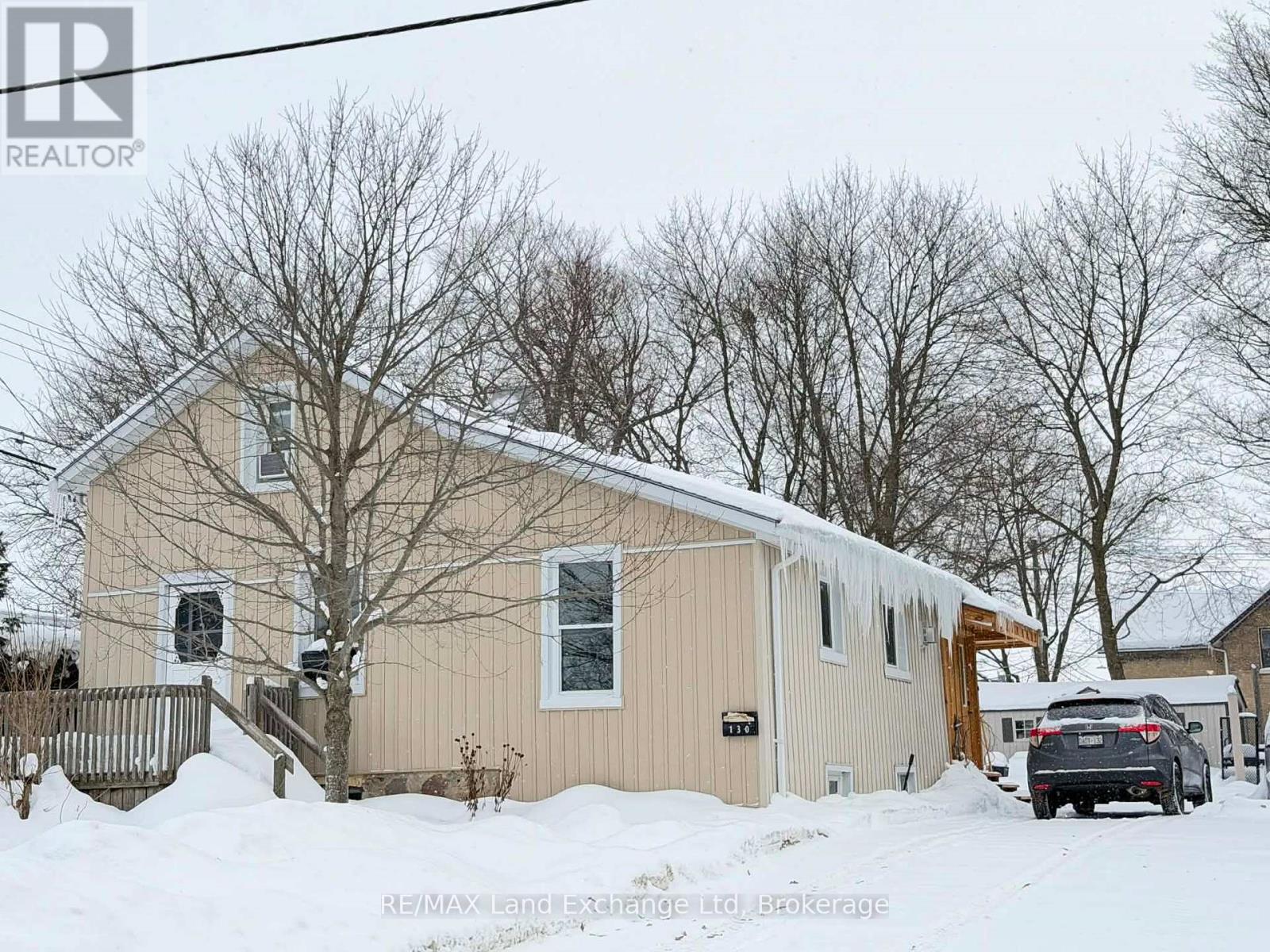 130 Henry Street, Minto, Ontario  N0G 2P0 - Photo 2 - X12638104