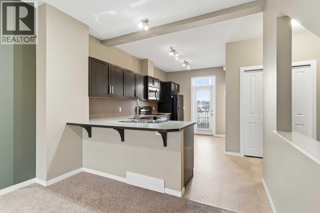 172 New Brighton Point Se, Calgary, Alberta  T2Z 1B7 - Photo 9 - A2244520