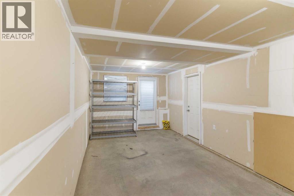 172 New Brighton Point Se, Calgary, Alberta  T2Z 1B7 - Photo 31 - A2244520