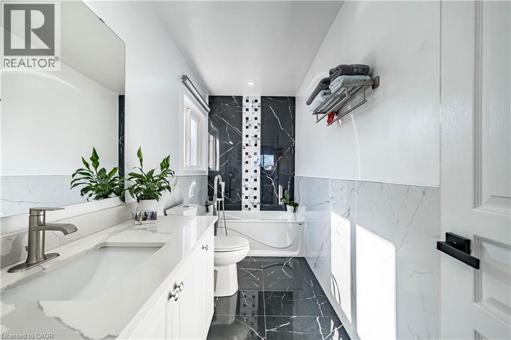 5708 Margarita Crescent, Mississauga, Ontario  L5M 6Y8 - Photo 24 - 40793487