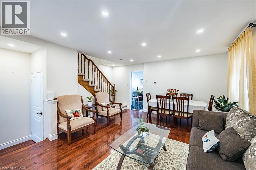 5708 Margarita Crescent, Mississauga, Ontario  L5M 6Y8 - Photo 7 - 40793487