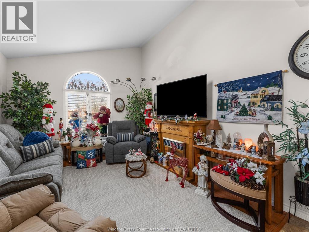 3652 Stephanie Court, Windsor, Ontario N8W 5G5 - Photo 11 - 25031759