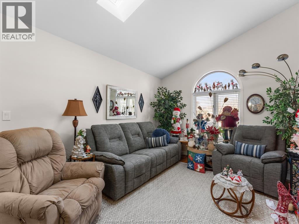 3652 Stephanie Court, Windsor, Ontario N8W 5G5 - Photo 13 - 25031759