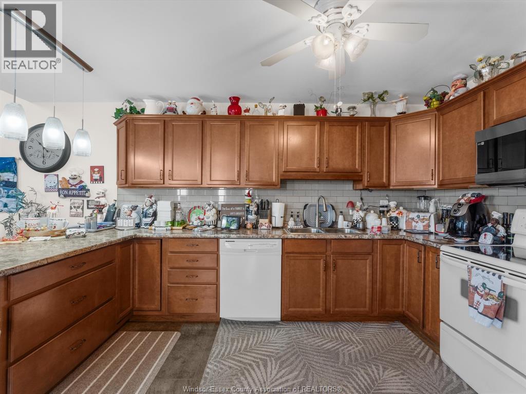 3652 Stephanie Court, Windsor, Ontario N8W 5G5 - Photo 9 - 25031759