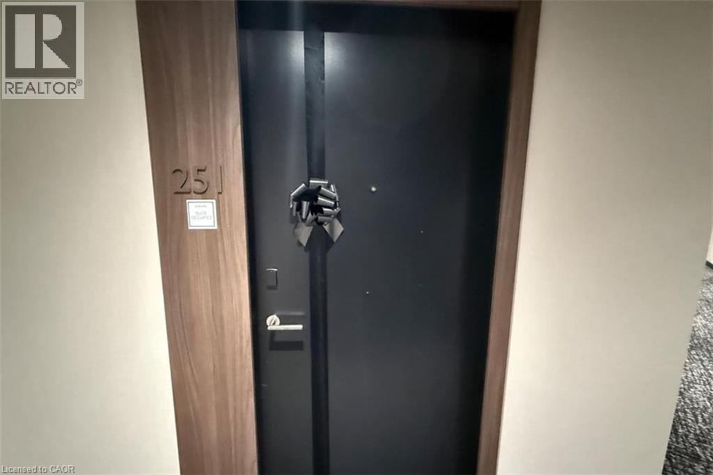 2501 Saw Whet Boulevard Unit# 251, Oakville, Ontario  L6M 5N2 - Photo 2 - 40794143