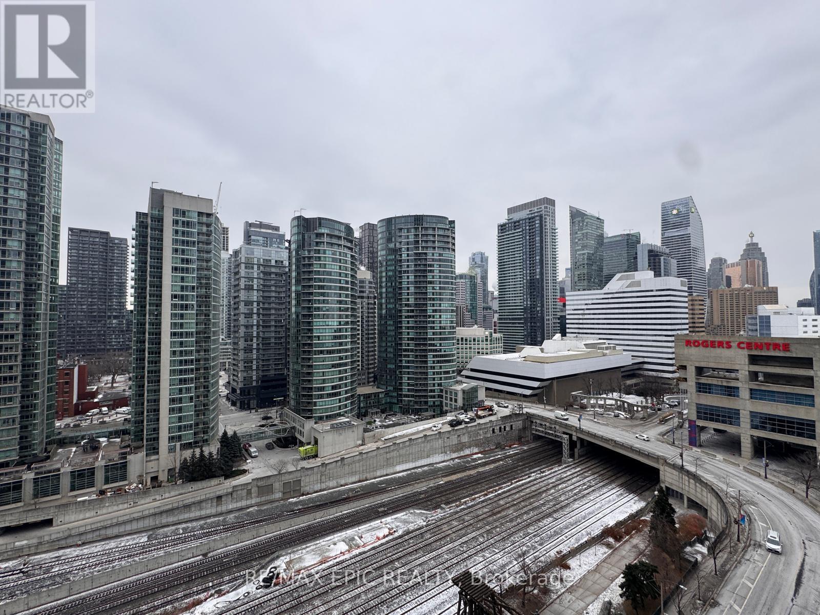 1611 - 1 Concord Cityplace Way, Toronto, Ontario  M5V 0X3 - Photo 16 - C12638088