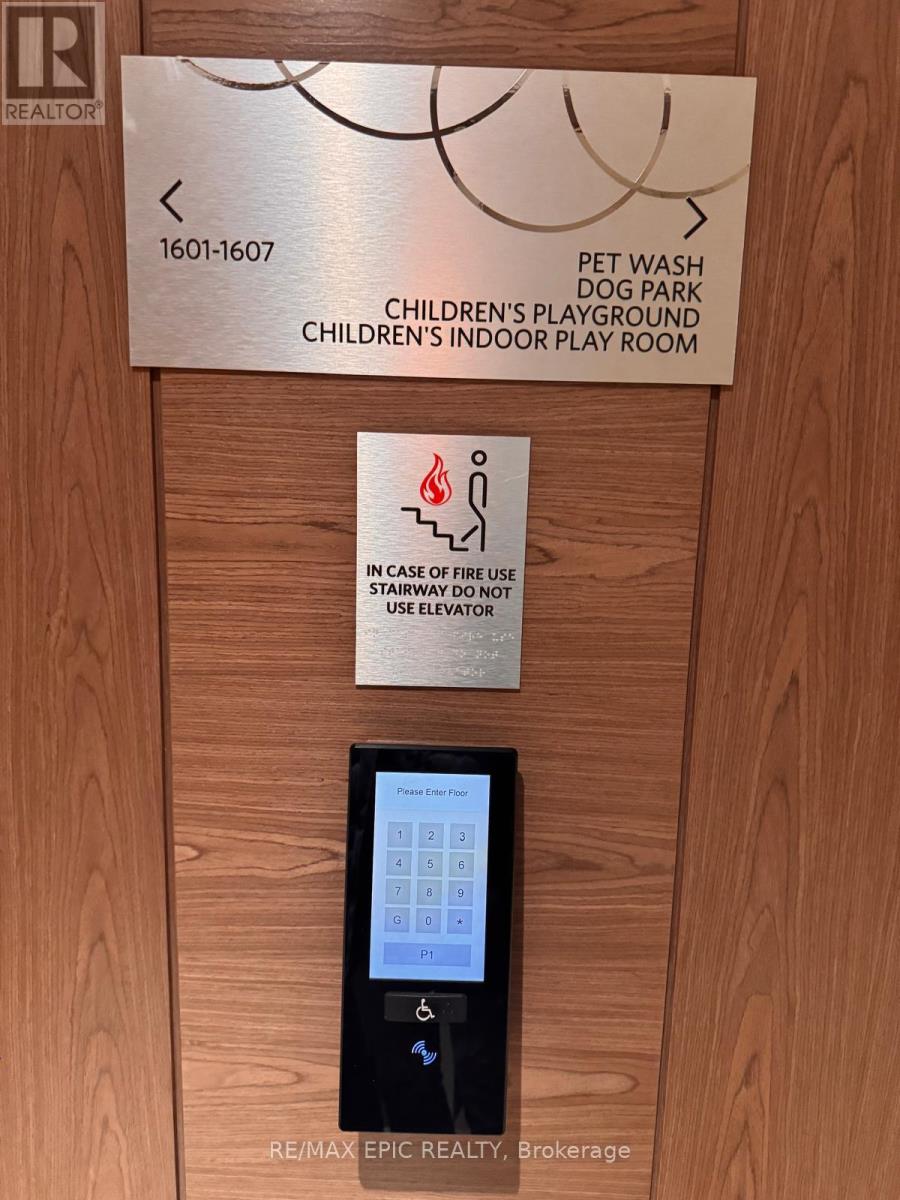 1611 - 1 Concord Cityplace Way, Toronto, Ontario  M5V 0X3 - Photo 28 - C12638088