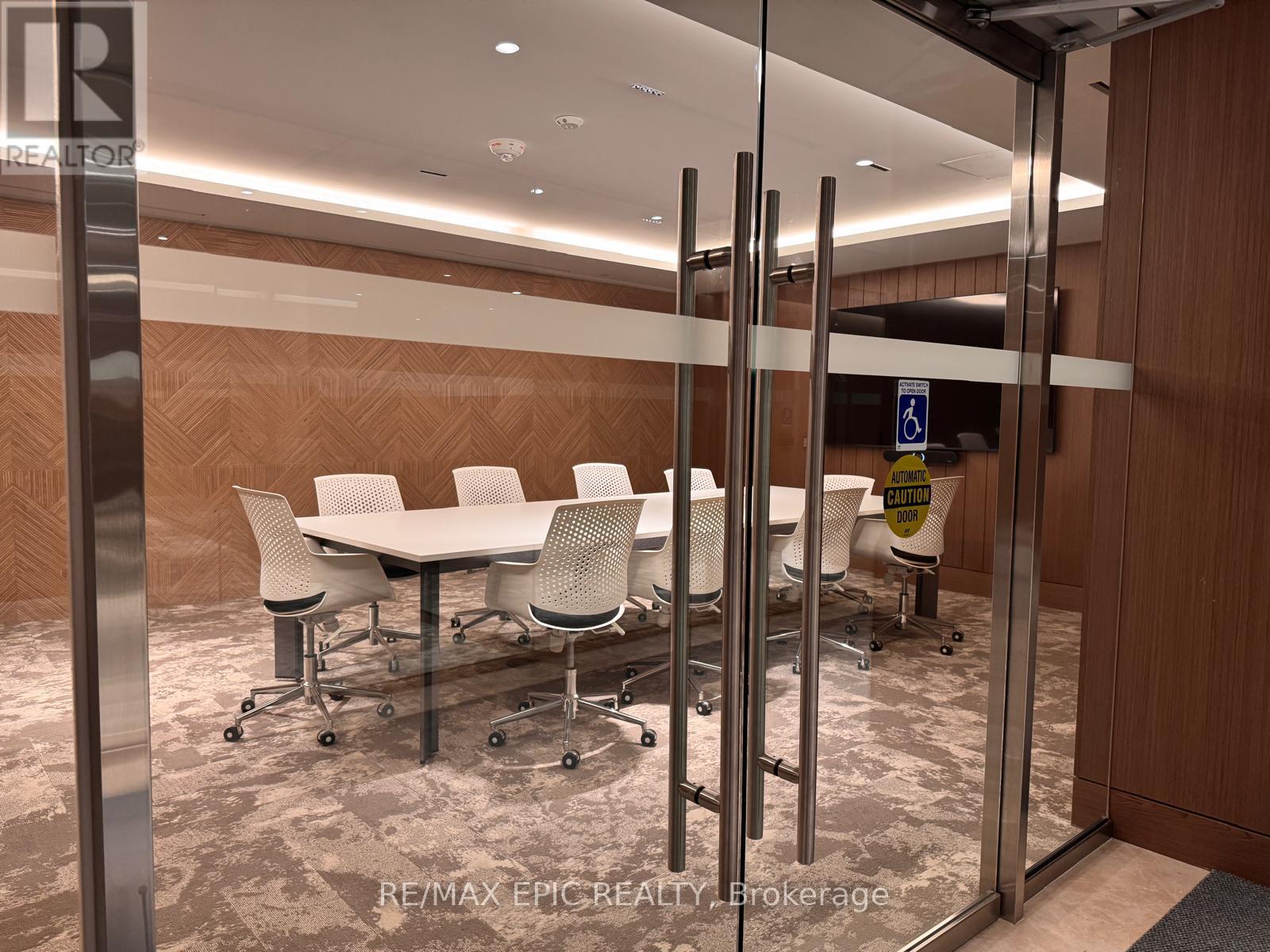 1611 - 1 Concord Cityplace Way, Toronto, Ontario  M5V 0X3 - Photo 31 - C12638088