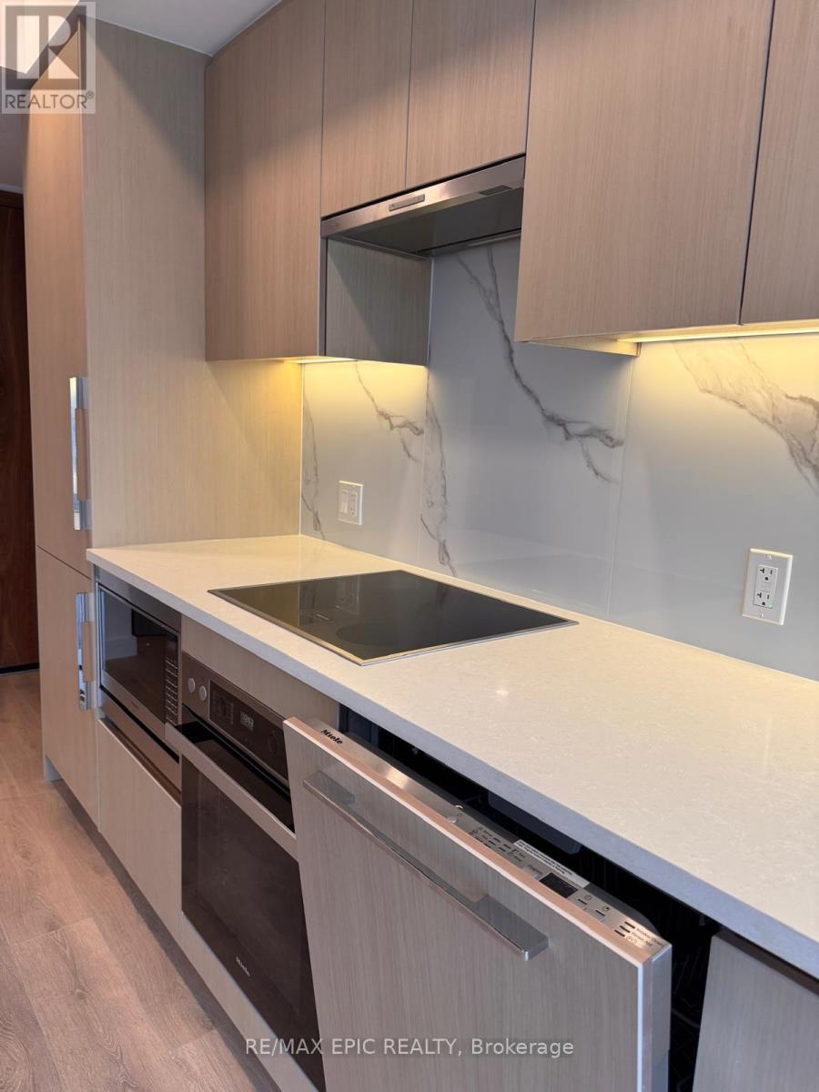 1611 - 1 Concord Cityplace Way, Toronto, Ontario  M5V 0X3 - Photo 9 - C12638088