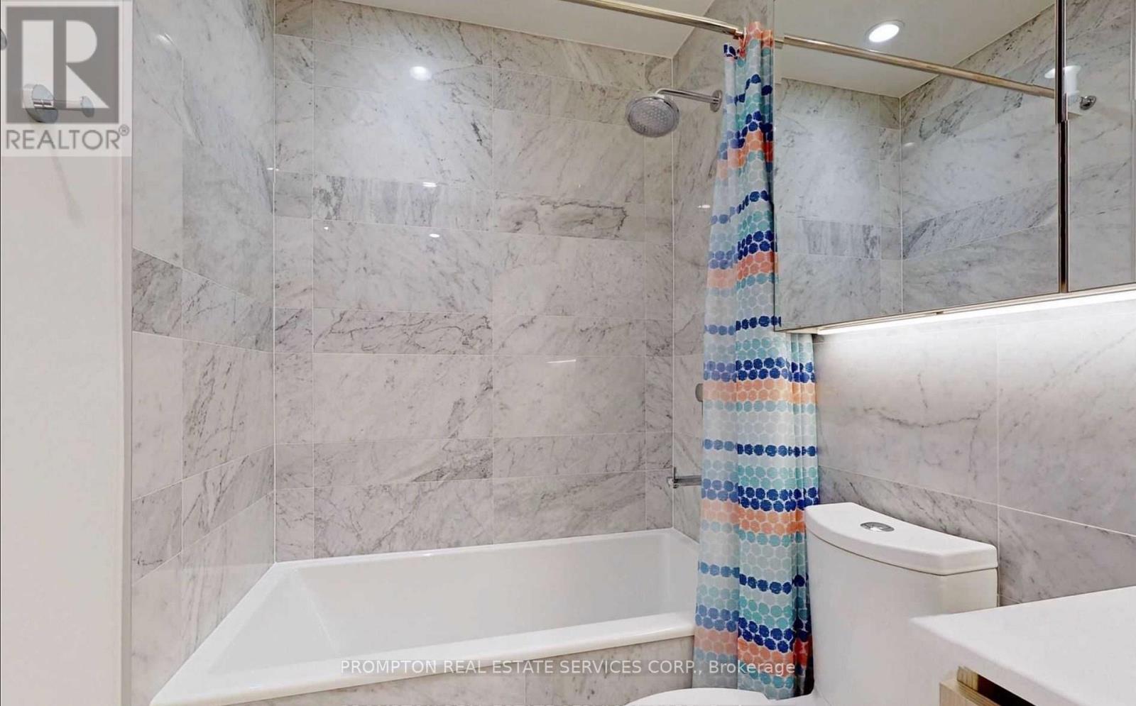 703 - 17 Bathurst Street, Toronto, Ontario  M5V 0N1 - Photo 6 - C12638112