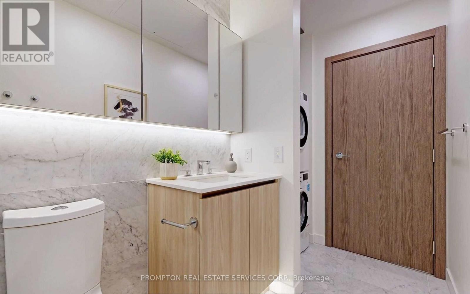 703 - 17 Bathurst Street, Toronto, Ontario  M5V 0N1 - Photo 7 - C12638112