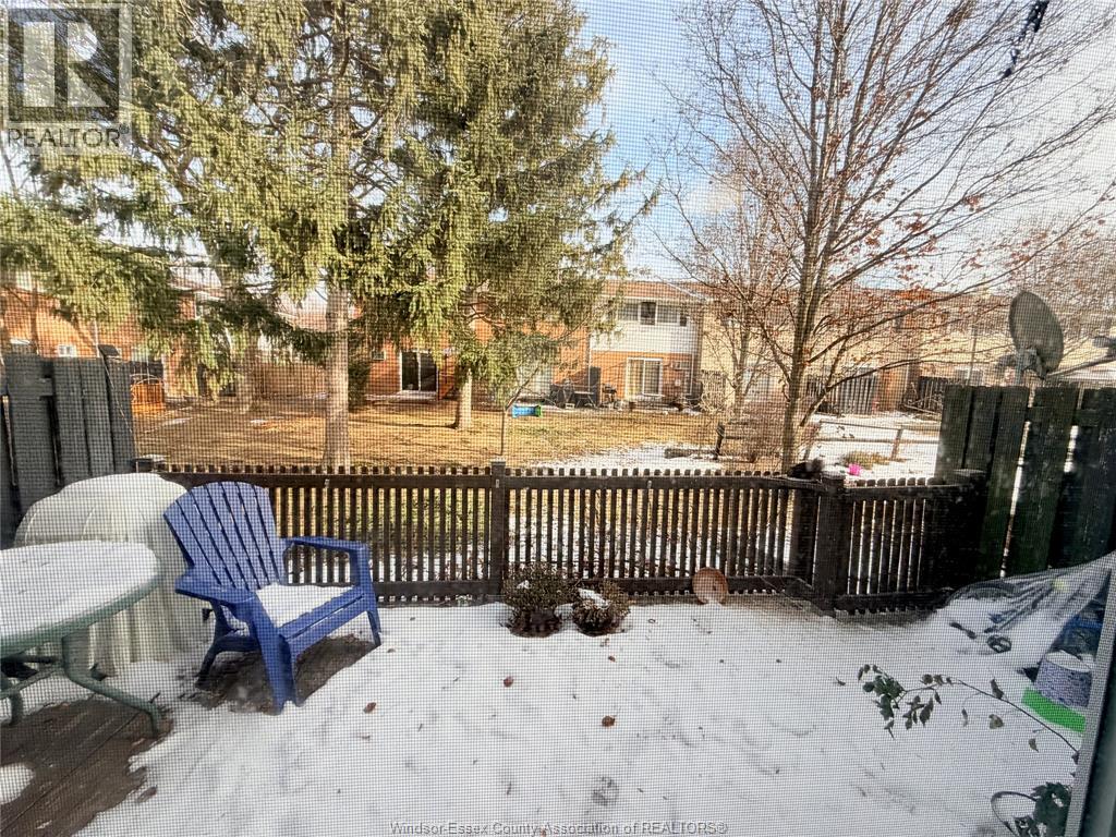 3000 Meadowbrook Lane Unit# 2, Windsor, Ontario  N8T 3G8 - Photo 3 - 25031754