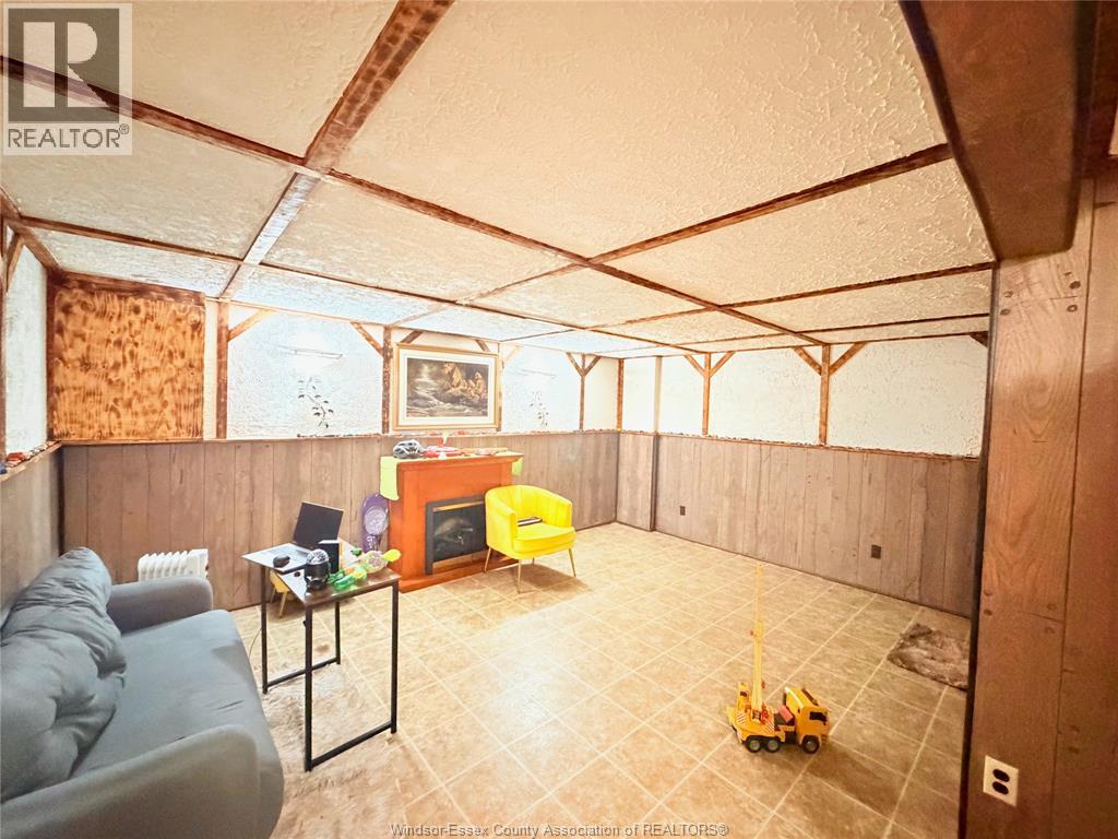 3000 Meadowbrook Lane Unit# 2, Windsor, Ontario  N8T 3G8 - Photo 11 - 25031754