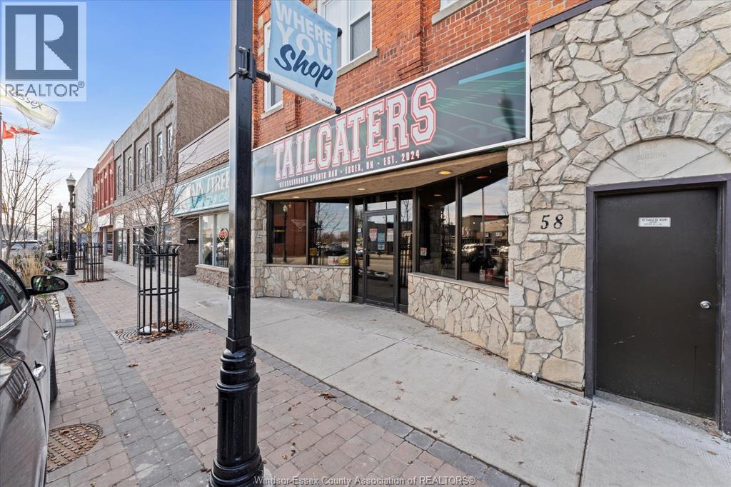 58 TALBOT STREET North, essex, Ontario