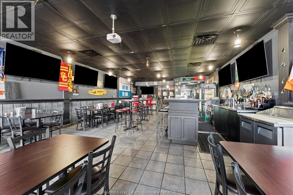 58 Talbot Street North, Essex, Ontario N8M 1A2 - Photo 8 - 25031760