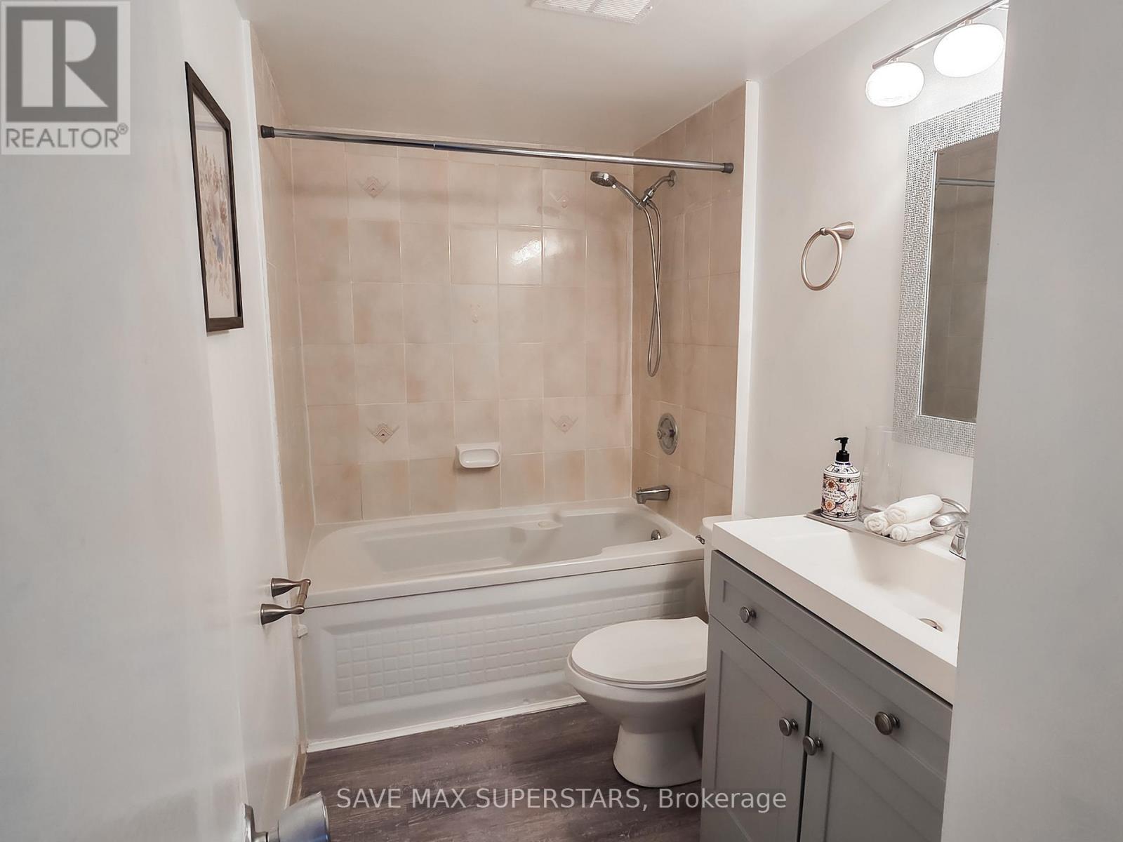 501 - 50 Baif Boulevard, Richmond Hill, Ontario  L4C 5L1 - Photo 18 - N12638118