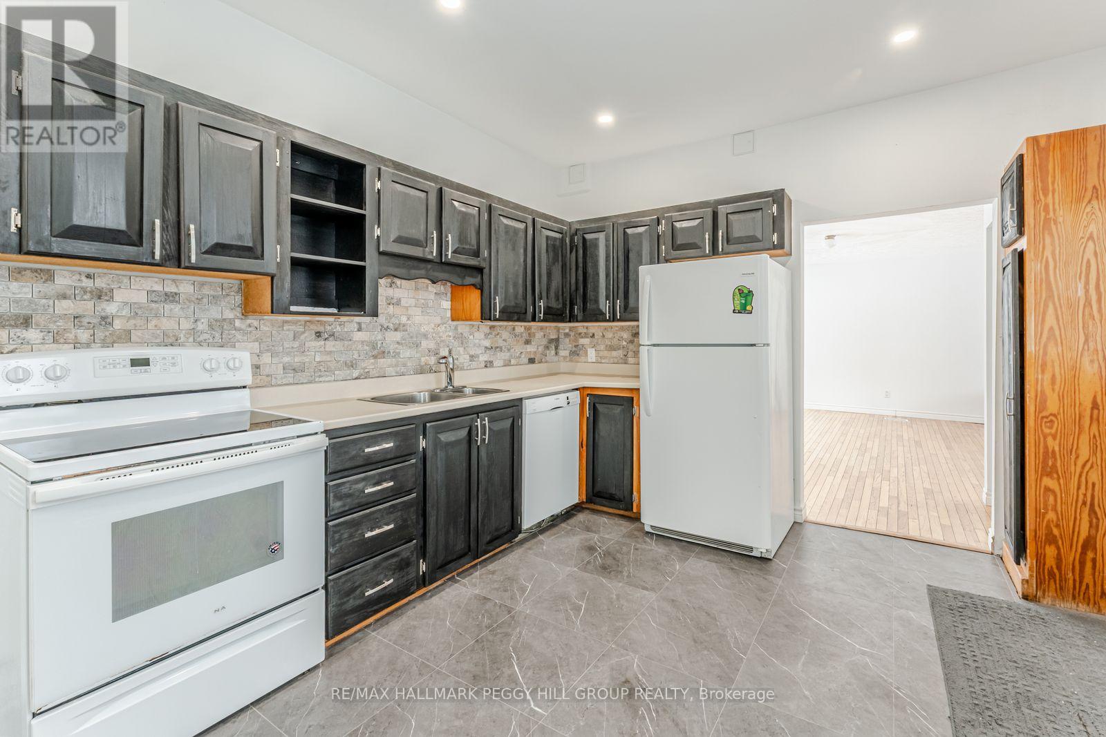 86 Sixth Street, Midland, Ontario  L4R 3X2 - Photo 4 - S12638064