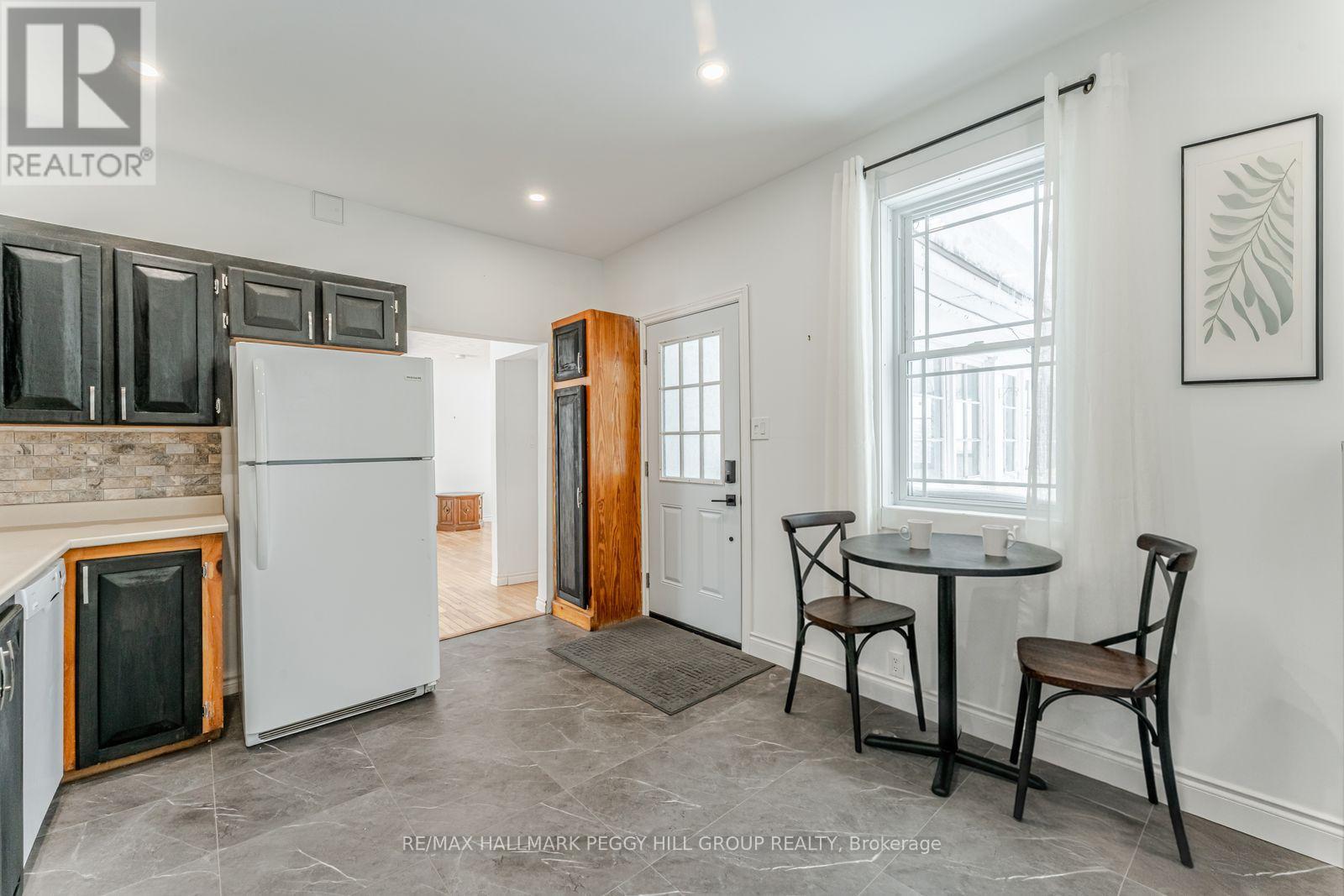 86 Sixth Street, Midland, Ontario  L4R 3X2 - Photo 5 - S12638064