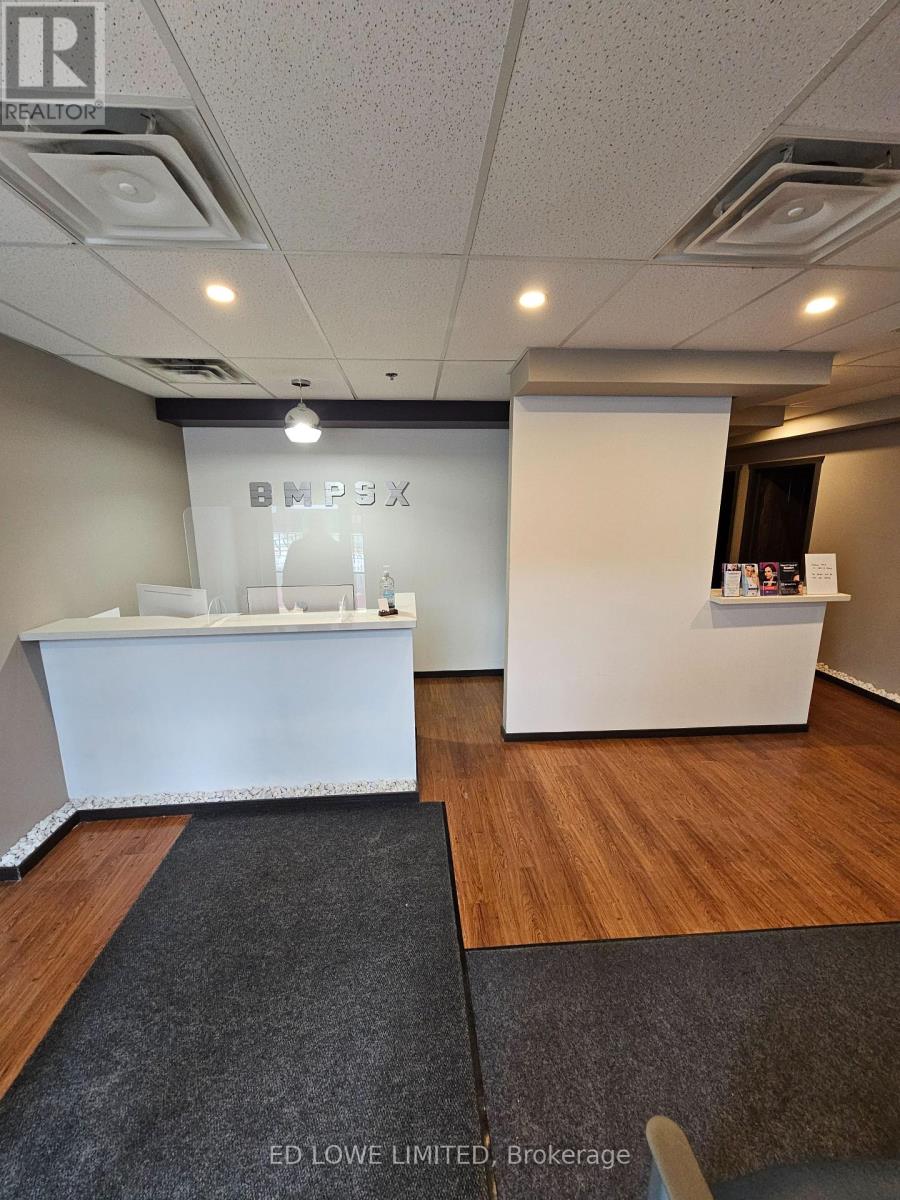 4 - 15 Maple Avenue, Barrie, Ontario  L4N 2N6 - Photo 2 - S12638138