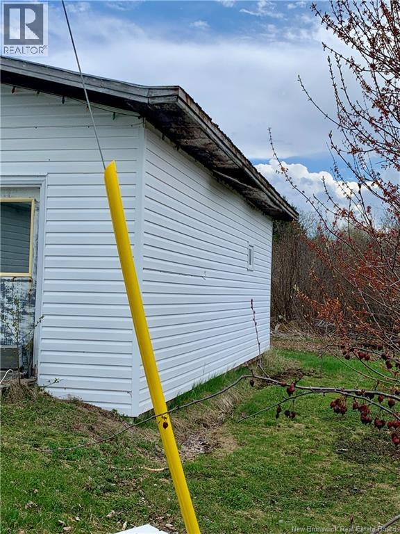 3787 Main, Belledune, New Brunswick  E8G 2K2 - Photo 4 - NB131340