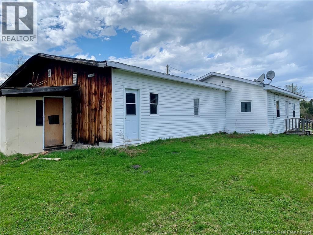3787 Main, Belledune, New Brunswick  E8G 2K2 - Photo 5 - NB131340