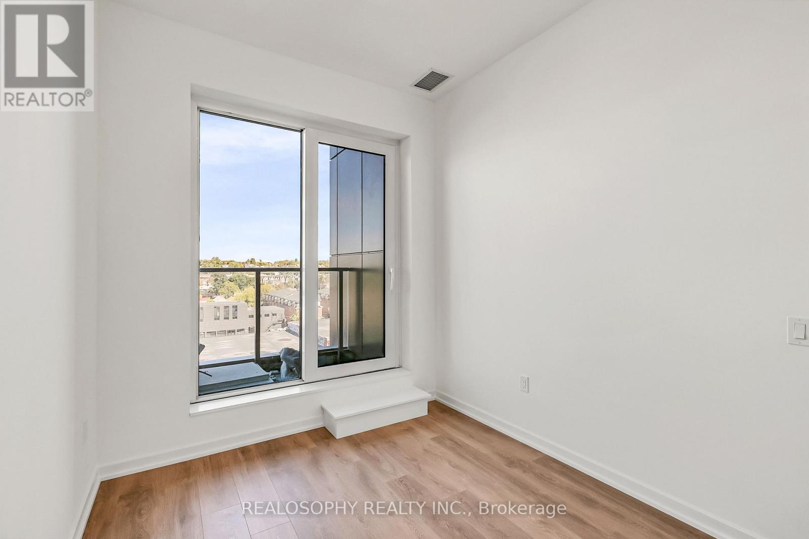 706 - 1285 Dupont Street, Toronto, Ontario  M6H 0E3 - Photo 13 - W12638048