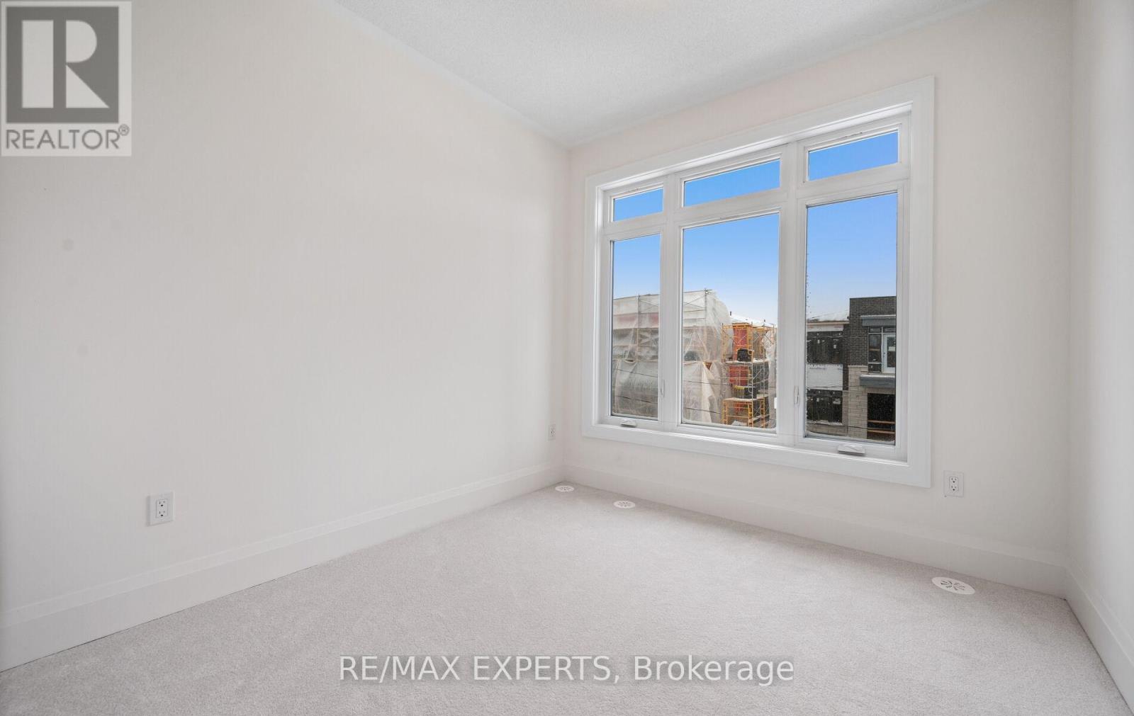 3304 Azam Way W, Oakville, Ontario  L6M 4K1 - Photo 15 - W12638066